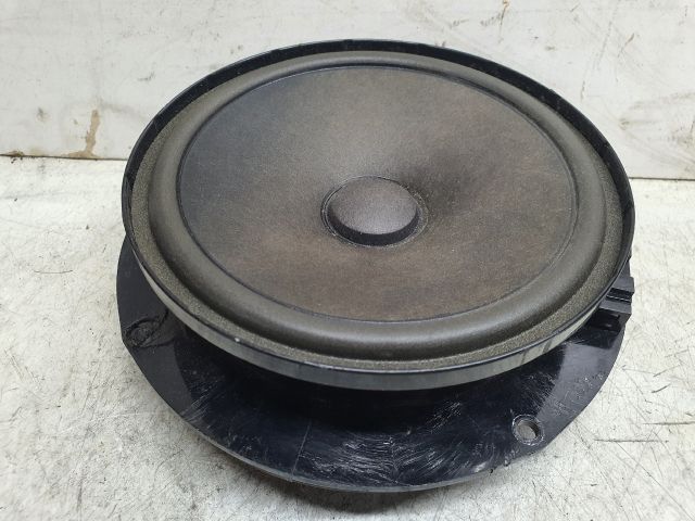 bontott VW GOLF V Jobb hátsó Hangszóró