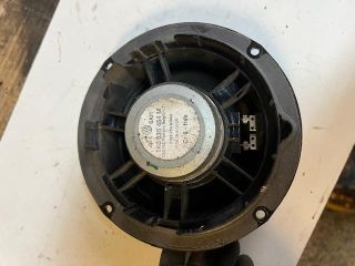 bontott VW GOLF V Jobb hátsó Hangszóró