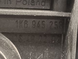 bontott VW GOLF V Jobb Hátsó Lámpa Foglalat