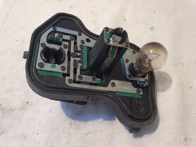 bontott VW GOLF V Jobb Hátsó Lámpa Foglalat