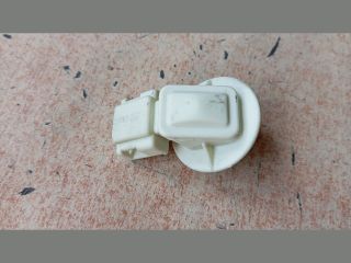 bontott VW GOLF V Jobb Hátsó Lámpa Foglalat