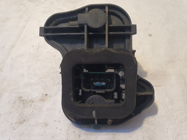 bontott VW GOLF V Jobb Hátsó Lámpa Foglalat