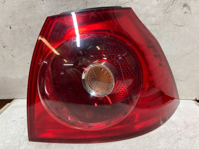 bontott VW GOLF V Jobb Hátsó Lámpa