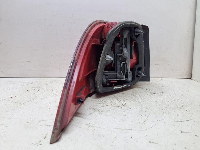 bontott VW GOLF V Jobb Hátsó Lámpa