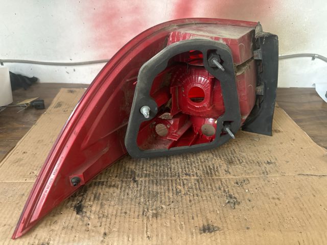 bontott VW GOLF V Jobb Hátsó Lámpa