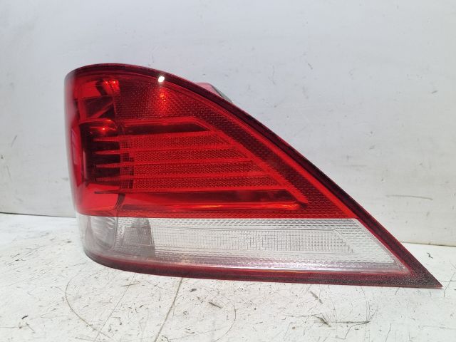 bontott VW GOLF V Jobb Hátsó Lámpa