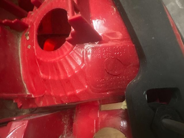 bontott VW GOLF V Jobb Hátsó Lámpa