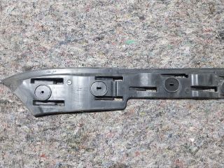 bontott VW GOLF V Jobb hátsó Lökhárító Tartó (Műanyag)