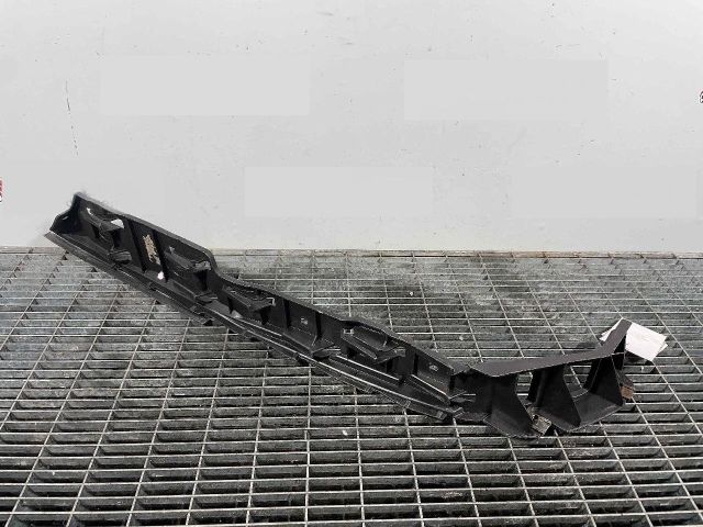 bontott VW GOLF V Jobb hátsó Lökhárító Tartó (Műanyag)