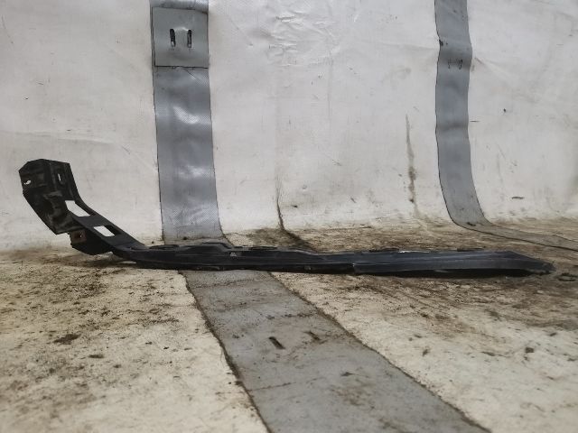 bontott VW GOLF V Jobb hátsó Lökhárító Tartó (Műanyag)