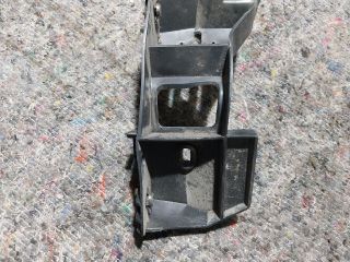 bontott VW GOLF V Jobb hátsó Lökhárító Tartó (Műanyag)