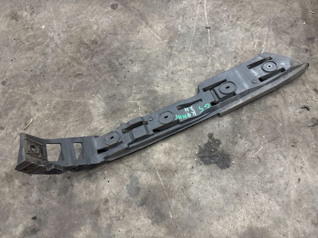 bontott VW GOLF V Jobb hátsó Oldal Lökhárító Tartó (Műanyag)