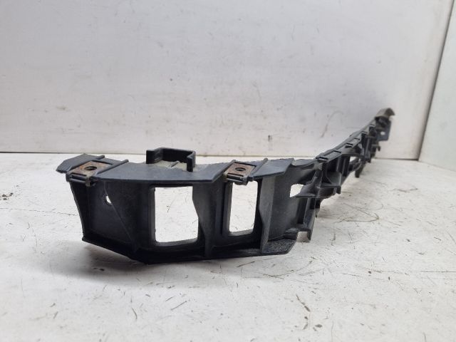 bontott VW GOLF V Jobb hátsó Oldal Lökhárító Tartó (Műanyag)