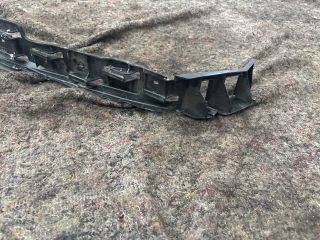 bontott VW GOLF V Jobb hátsó Oldal Lökhárító Tartó (Műanyag)