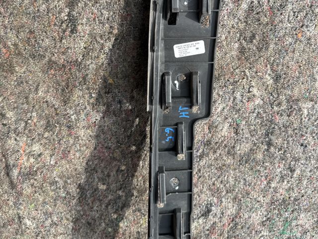 bontott VW GOLF V Jobb hátsó Oldal Lökhárító Tartó (Műanyag)