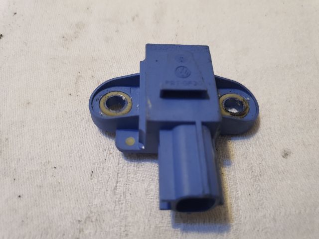 bontott VW GOLF V Jobb hátsó Oldal Ütközés Érzékelő