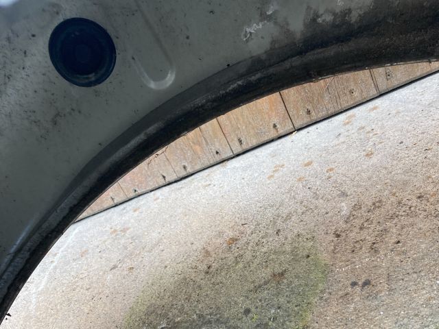 bontott VW GOLF V Jobb hátsó Sárvédő