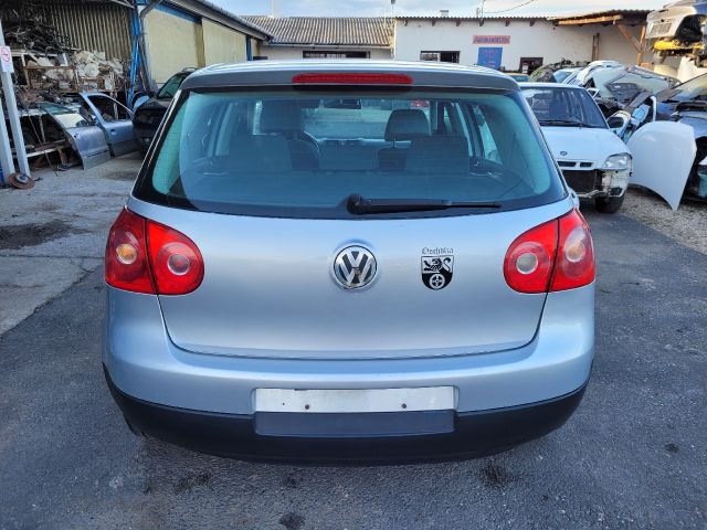 bontott VW GOLF V Jobb hátsó Sárvédő