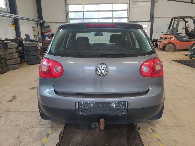bontott VW GOLF V Jobb hátsó Vízlehúzó Gumicsík