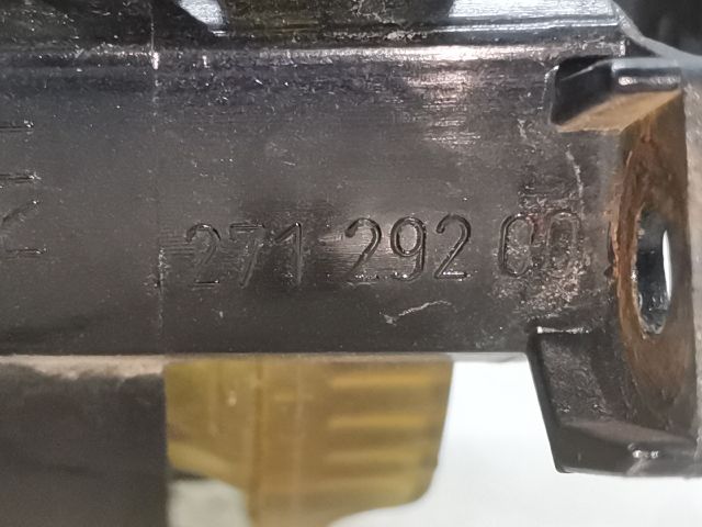 bontott VW GOLF V Jobb Ködfényszóró