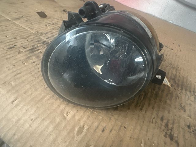 bontott VW GOLF V Jobb Ködfényszóró