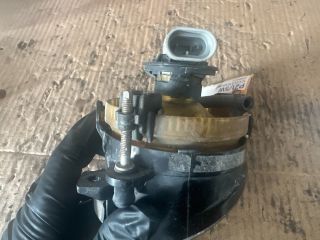 bontott VW GOLF V Jobb Ködfényszóró