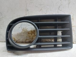 bontott VW GOLF V Jobb Ködlámpa Rács