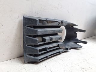 bontott VW GOLF V Jobb Ködlámpa Rács