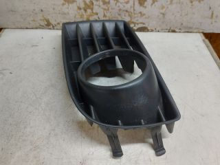 bontott VW GOLF V Jobb Ködlámpa Rács