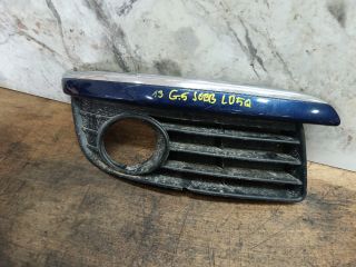 bontott VW GOLF V Jobb Ködlámpa Rács