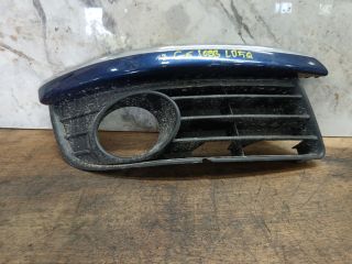 bontott VW GOLF V Jobb Ködlámpa Rács