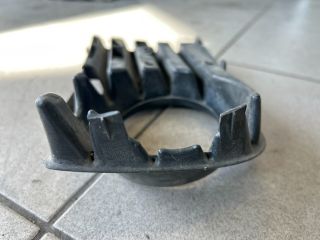 bontott VW GOLF V Jobb Ködlámpa Rács