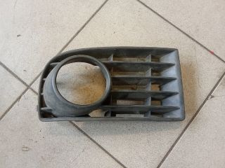 bontott VW GOLF V Jobb Ködlámpa Rács