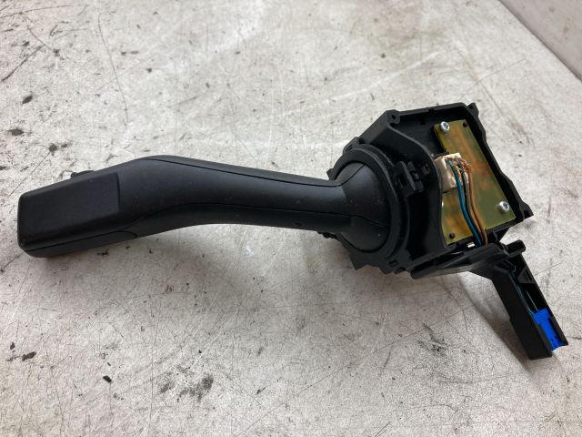 bontott VW GOLF V Jobb Kormánykapcsoló Ablaktörlő