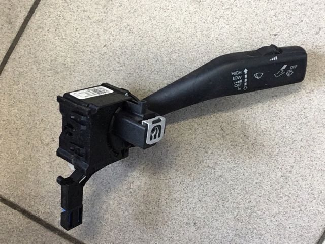 bontott VW GOLF V Jobb Kormánykapcsoló Ablaktörlő