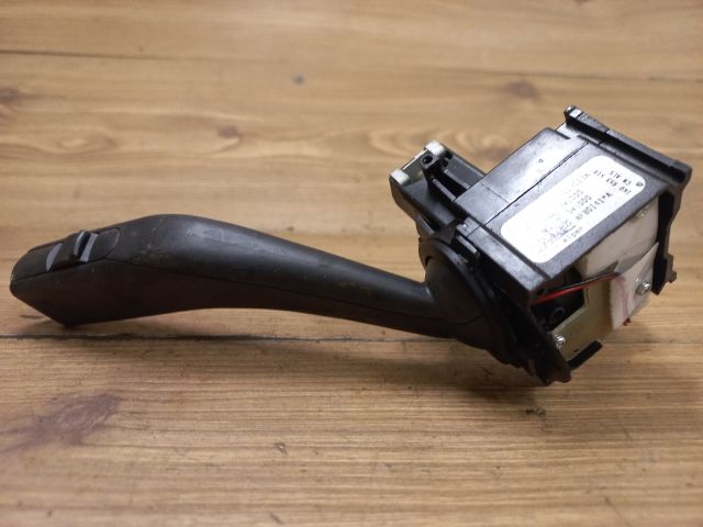 bontott VW GOLF V Jobb Kormánykapcsoló Ablaktörlő