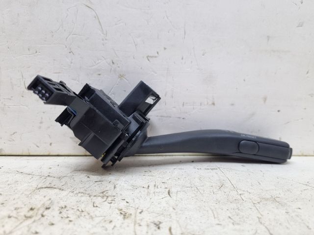 bontott VW GOLF V Jobb Kormánykapcsoló Ablaktörlő