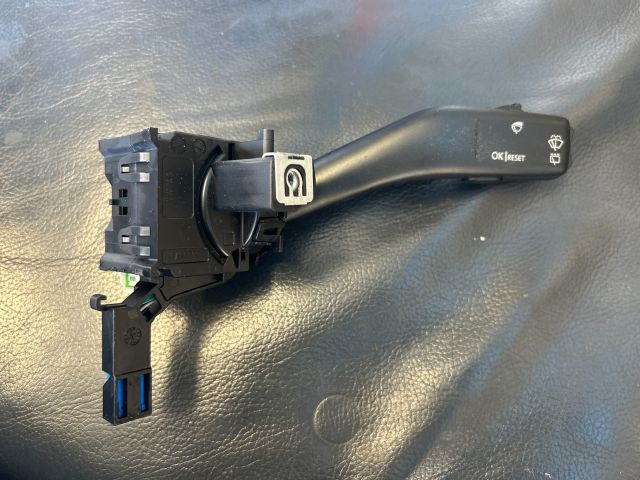 bontott VW GOLF V Jobb Kormánykapcsoló Ablaktörlő