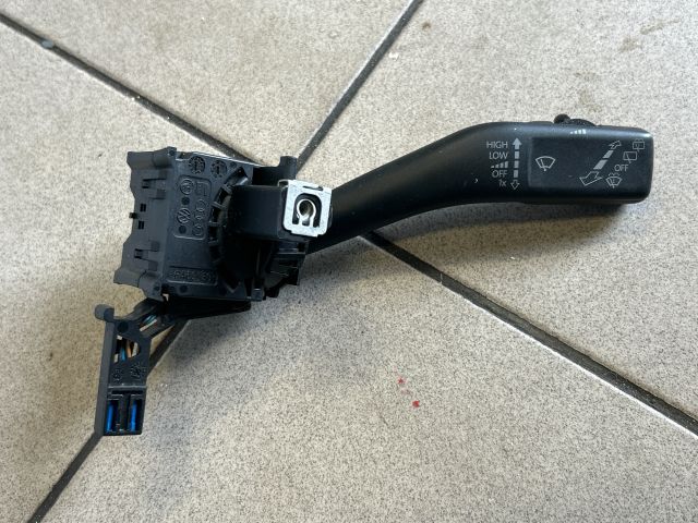 bontott VW GOLF V Jobb Kormánykapcsoló Ablaktörlő