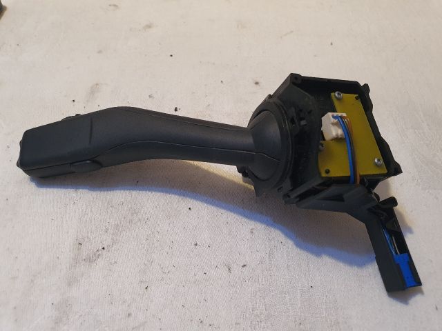 bontott VW GOLF V Jobb Kormánykapcsoló Ablaktörlő