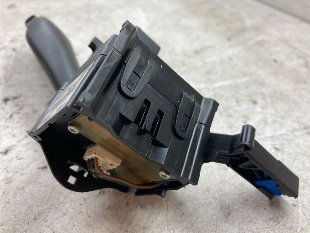 bontott VW GOLF V Jobb Kormánykapcsoló Ablaktörlő