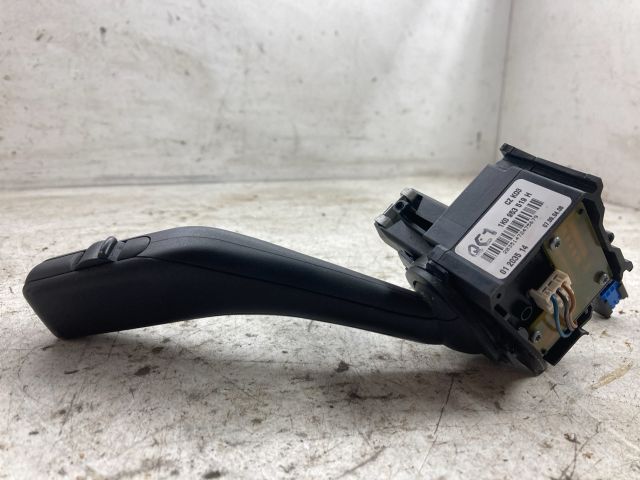 bontott VW GOLF V Jobb Kormánykapcsoló Ablaktörlő