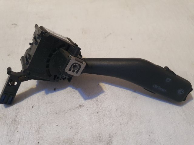 bontott VW GOLF V Jobb Kormánykapcsoló Ablaktörlő