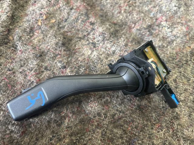 bontott VW GOLF V Jobb Kormánykapcsoló Ablaktörlő