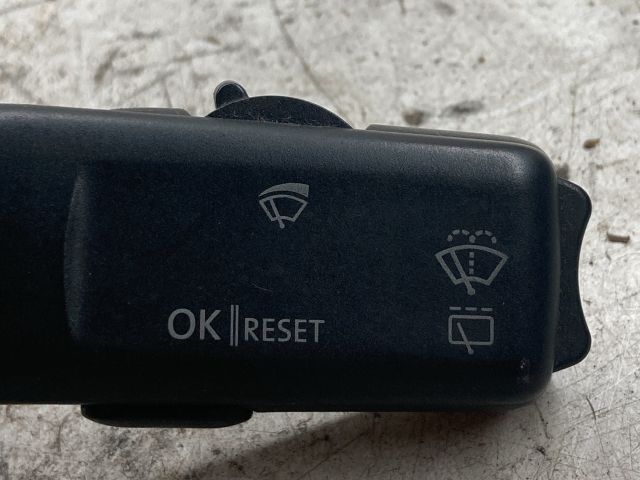 bontott VW GOLF V Jobb Kormánykapcsoló Ablaktörlő