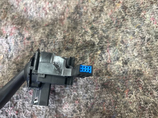 bontott VW GOLF V Jobb Kormánykapcsoló Ablaktörlő