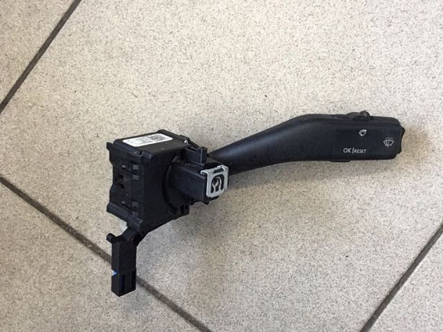 bontott VW GOLF V Jobb Kormánykapcsoló Ablaktörlő