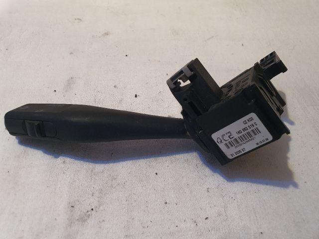 bontott VW GOLF V Jobb Kormánykapcsoló Ablaktörlő