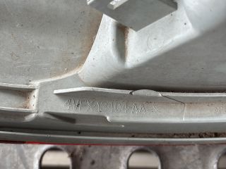 bontott VW GOLF V Jobb Külső Hátsó Lámpa