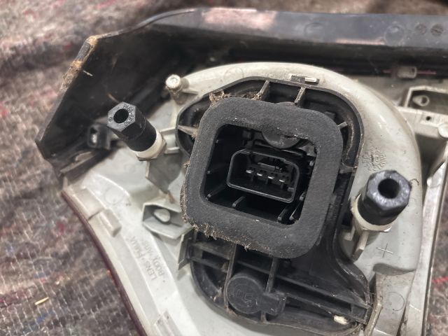 bontott VW GOLF V Jobb Külső Hátsó Lámpa